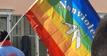 Bandiera nonviolenza