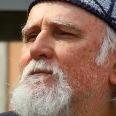 2025-07-28 Moni-ovadia-2014_Wikimedia Commons 2025-07-28 Moni-ovadia-2014_Wikimedia Commons