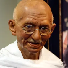 2025-10-01 GANDHI_copia 2025-10-01 GANDHI_copia