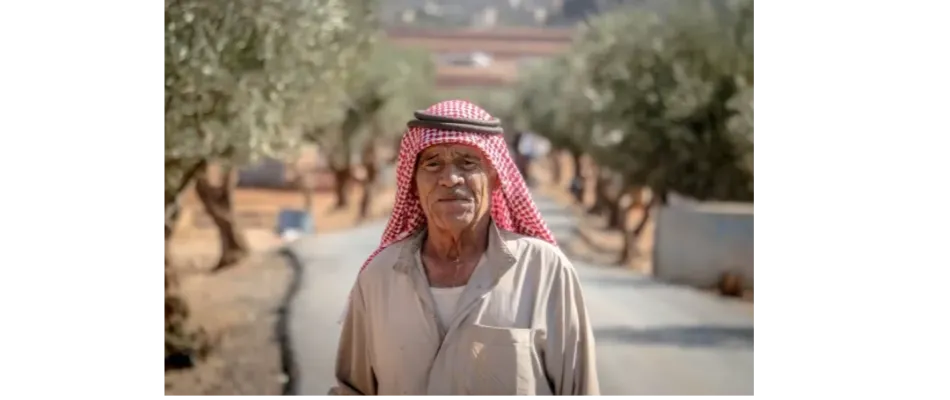 2025-10-24 ULIVI_pexels-ahmed-akacha-3313934-10039008_REV 2025-10-24 ULIVI_pexels-ahmed-akacha-3313934-10039008_REV