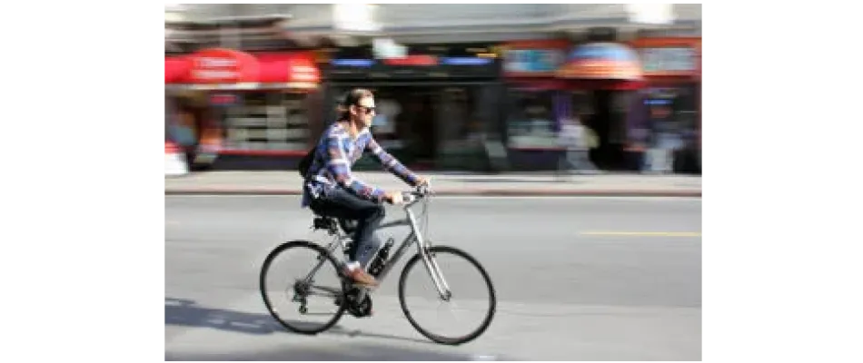 2025-11-10 mobilita-sostenibile-5-300x200 2025-11-10 mobilita-sostenibile-5-300x200